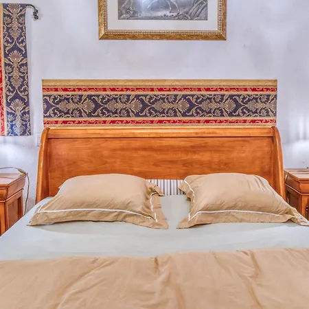 Bed & Breakfast Le Clos Napoleon Bed Et Breakfast Salon